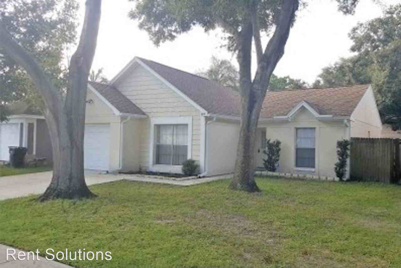 6814 Swain Ave - Photo 2 of 10