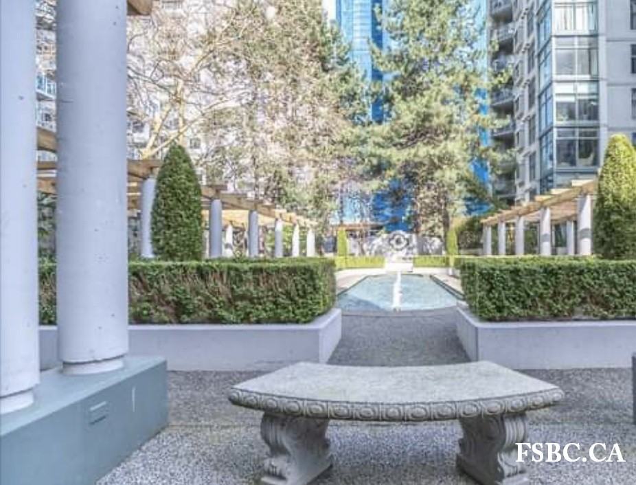 431 Pacific street - Photo 3 of 31