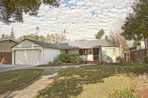 2141 Bel Air Ave - Photo 2 of 18