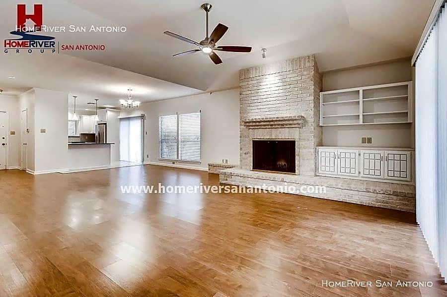 13059 Hunters Breeze St - Photo 3 of 10