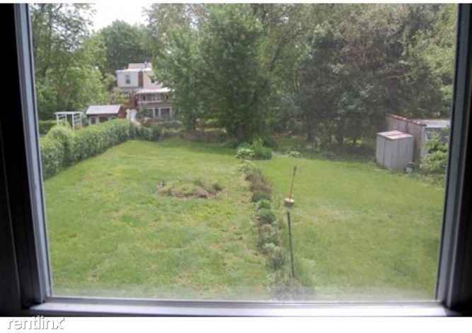 8035 Pine Rd - Photo 2 of 7