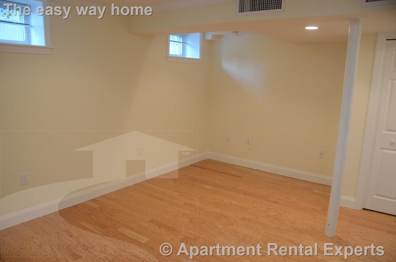 3 Langdon St #C - Photo 3 of 8