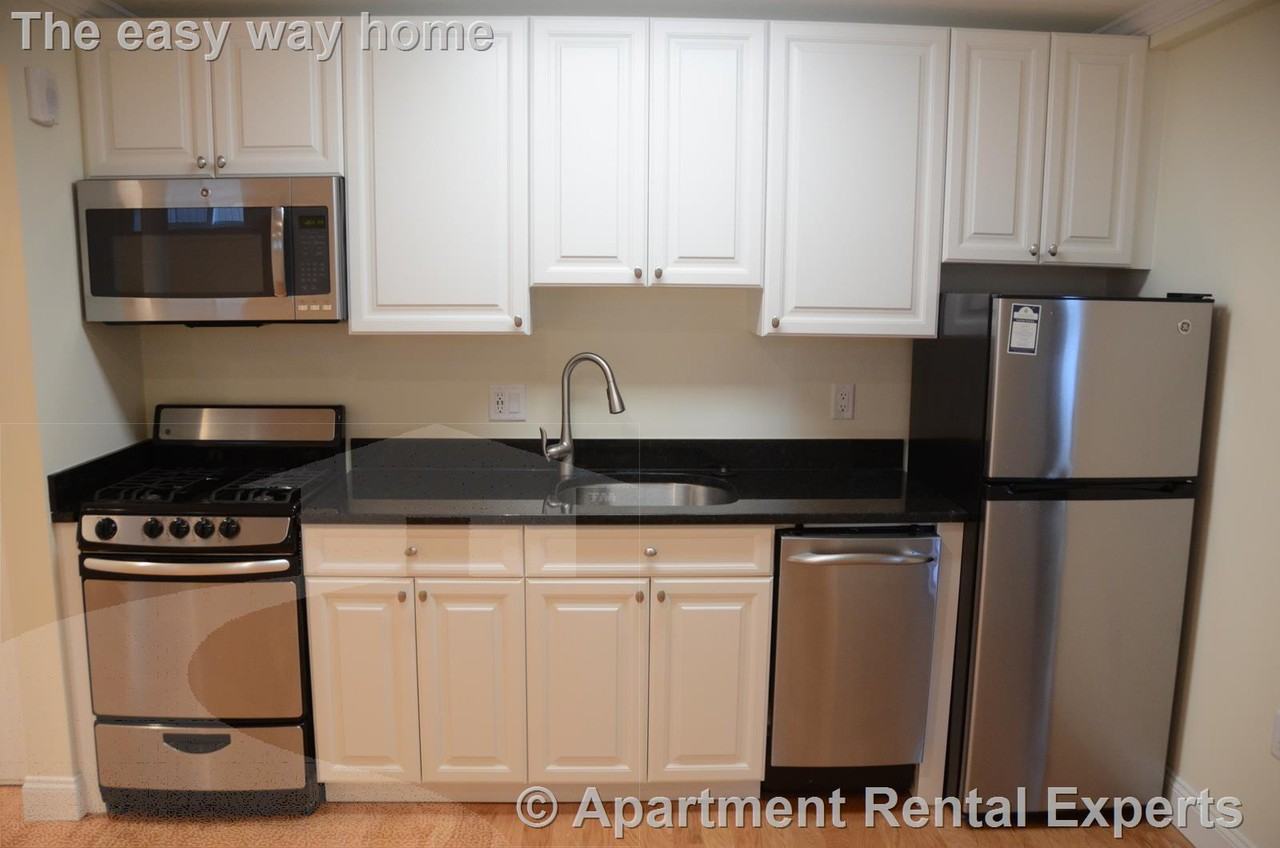 3 Langdon St #C - Photo 6 of 8