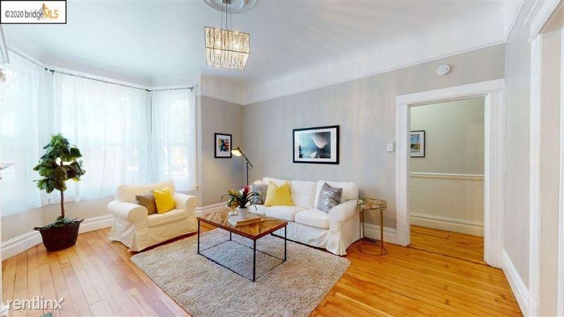 32 Moeller St - Photo 3 of 19