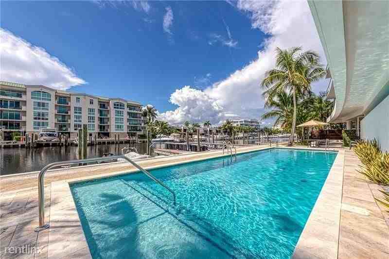 161 Isle Of Venice Dr #202 - Photo 2 of 2