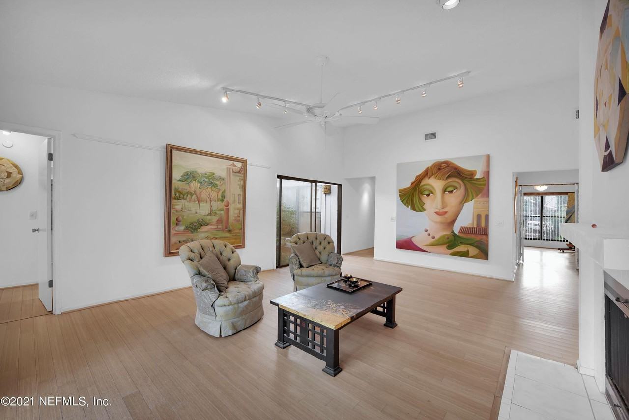 2437 Burgundy Ct #1 - Photo 4 of 16