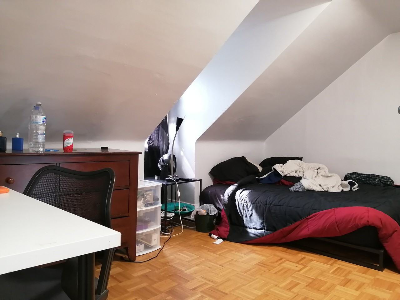 988 Ossington Avenue - Photo 5 of 7
