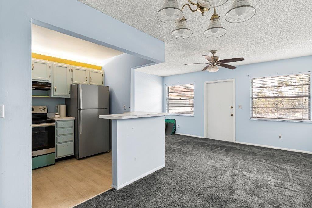 74 Royal Oak Ct #204 - Photo 3 of 14