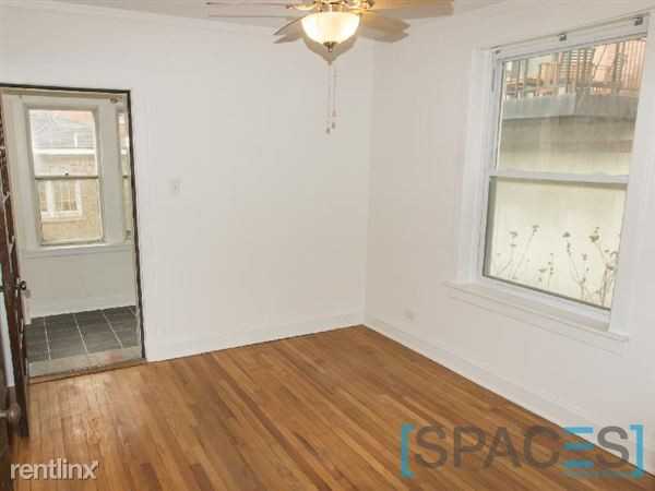 3936 N Claremont Ave - Photo 2 of 5