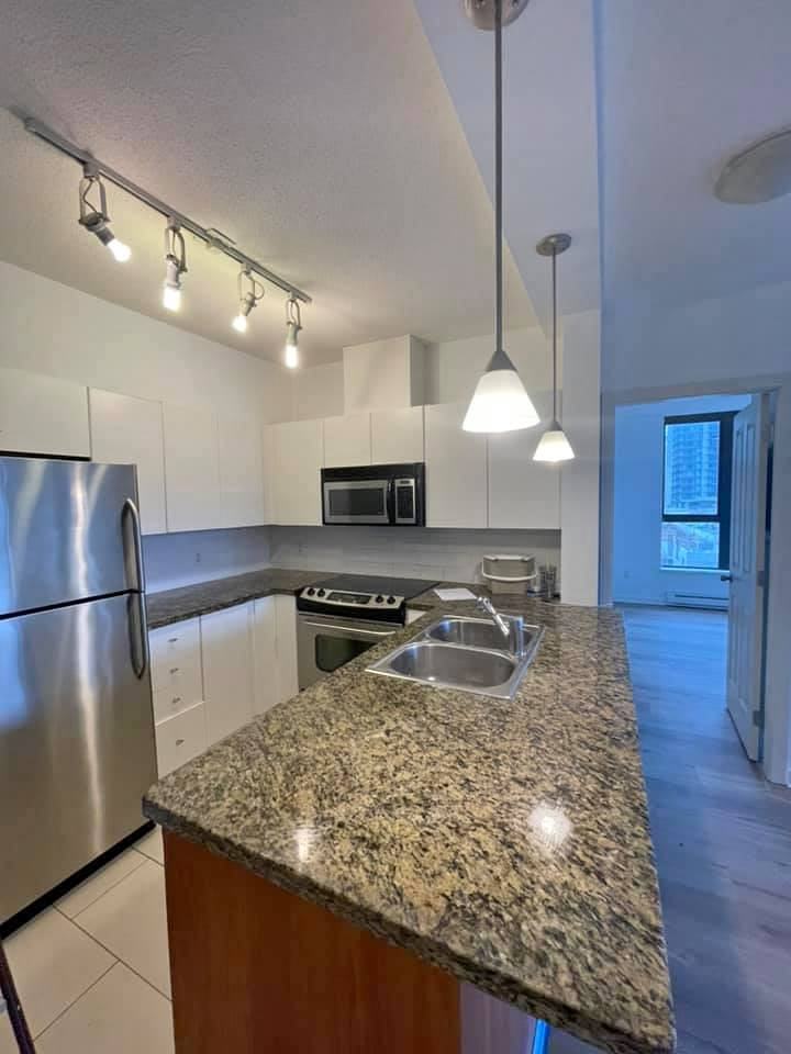 511 Rochester Avenue #904