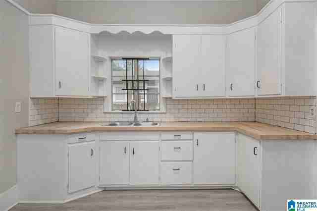 6817 Division Ave - Photo 3 of 5