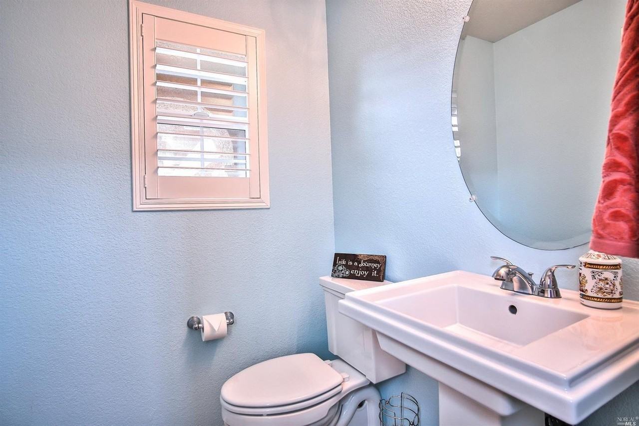 5301 Perry Polk Drive - Photo 4 of 12