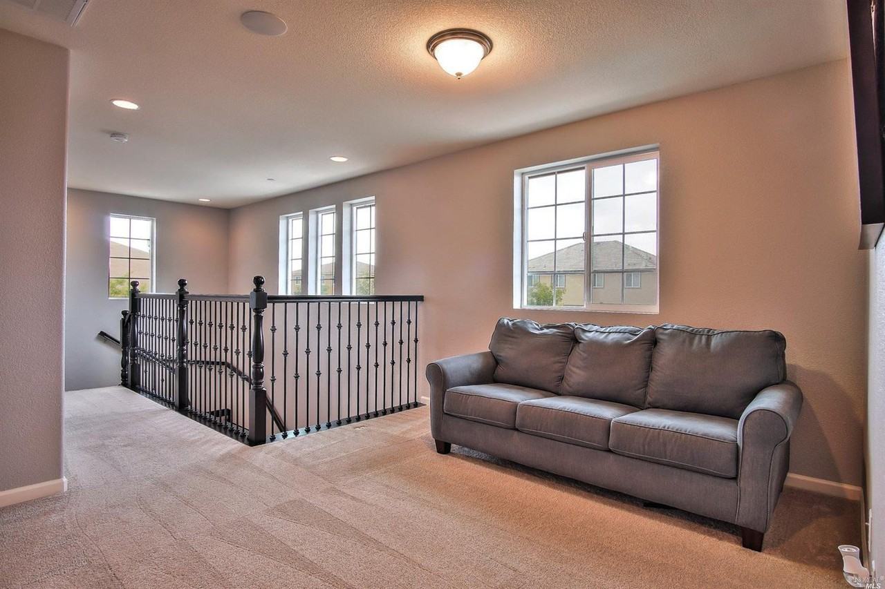 5301 Perry Polk Drive - Photo 5 of 12