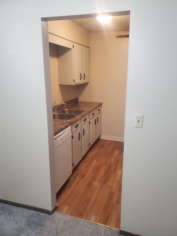 2050 2050 Edgewood Road NWUnit 2