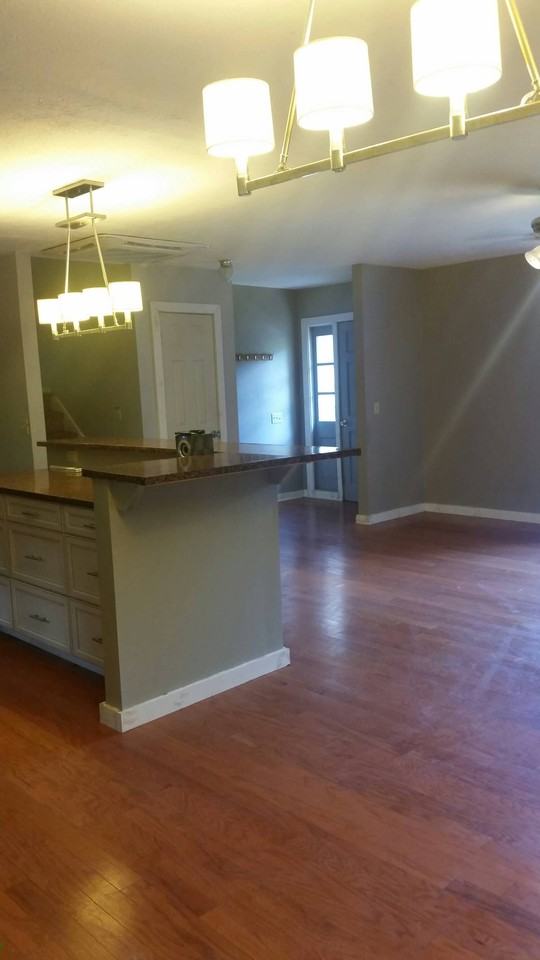 318N Country Club Dr #1 - Photo 2 of 12