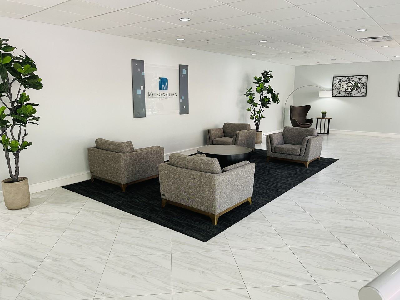 151 East Washington Street #403 - Photo 3 of 21