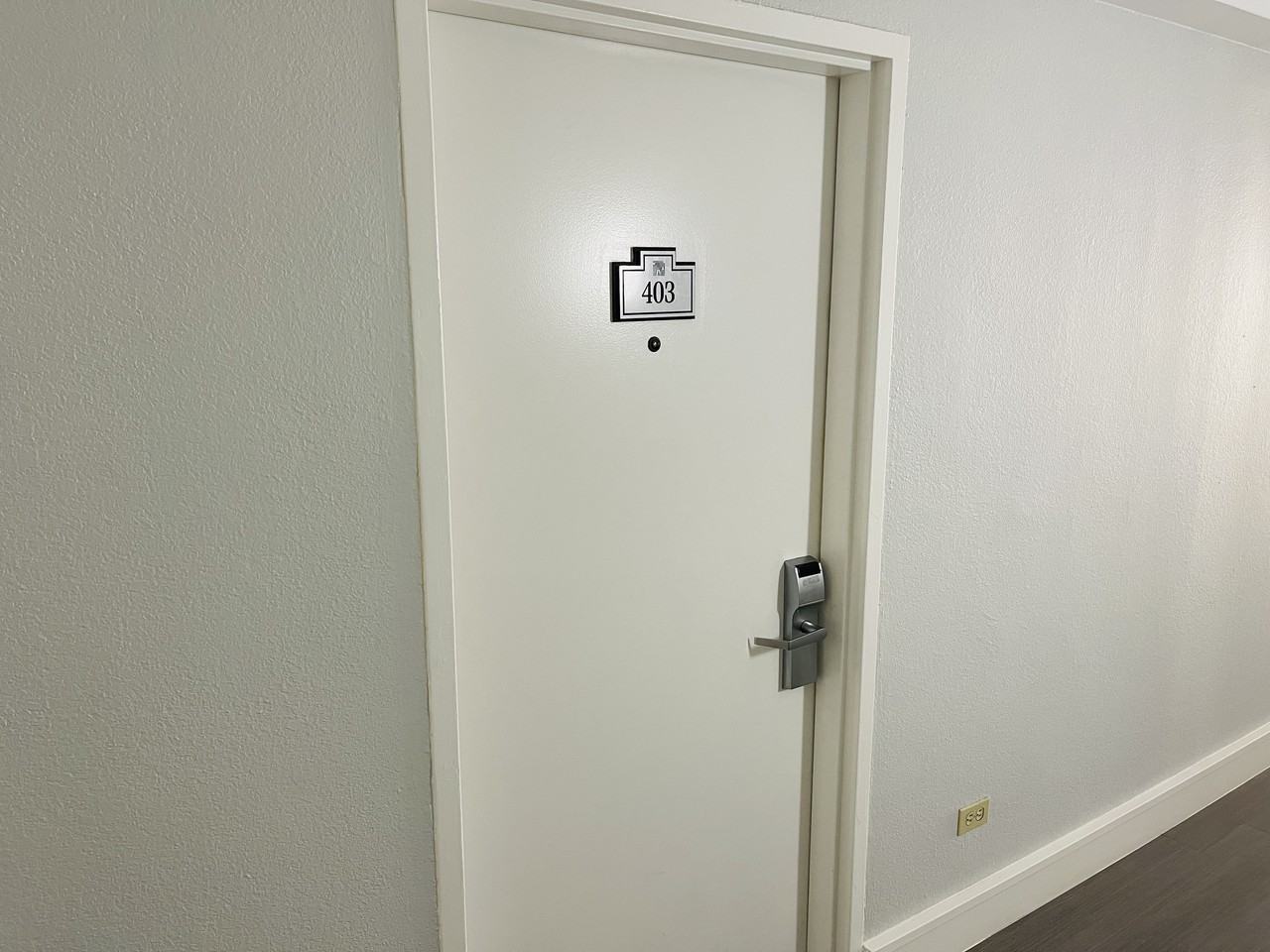 151 East Washington Street #403 - Photo 6 of 21