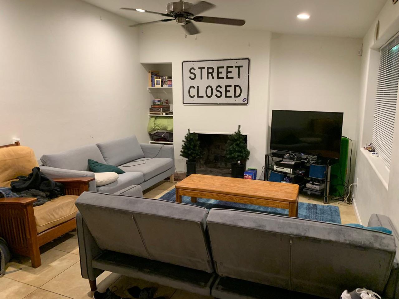 427 E Waverly St - Photo 3 of 26