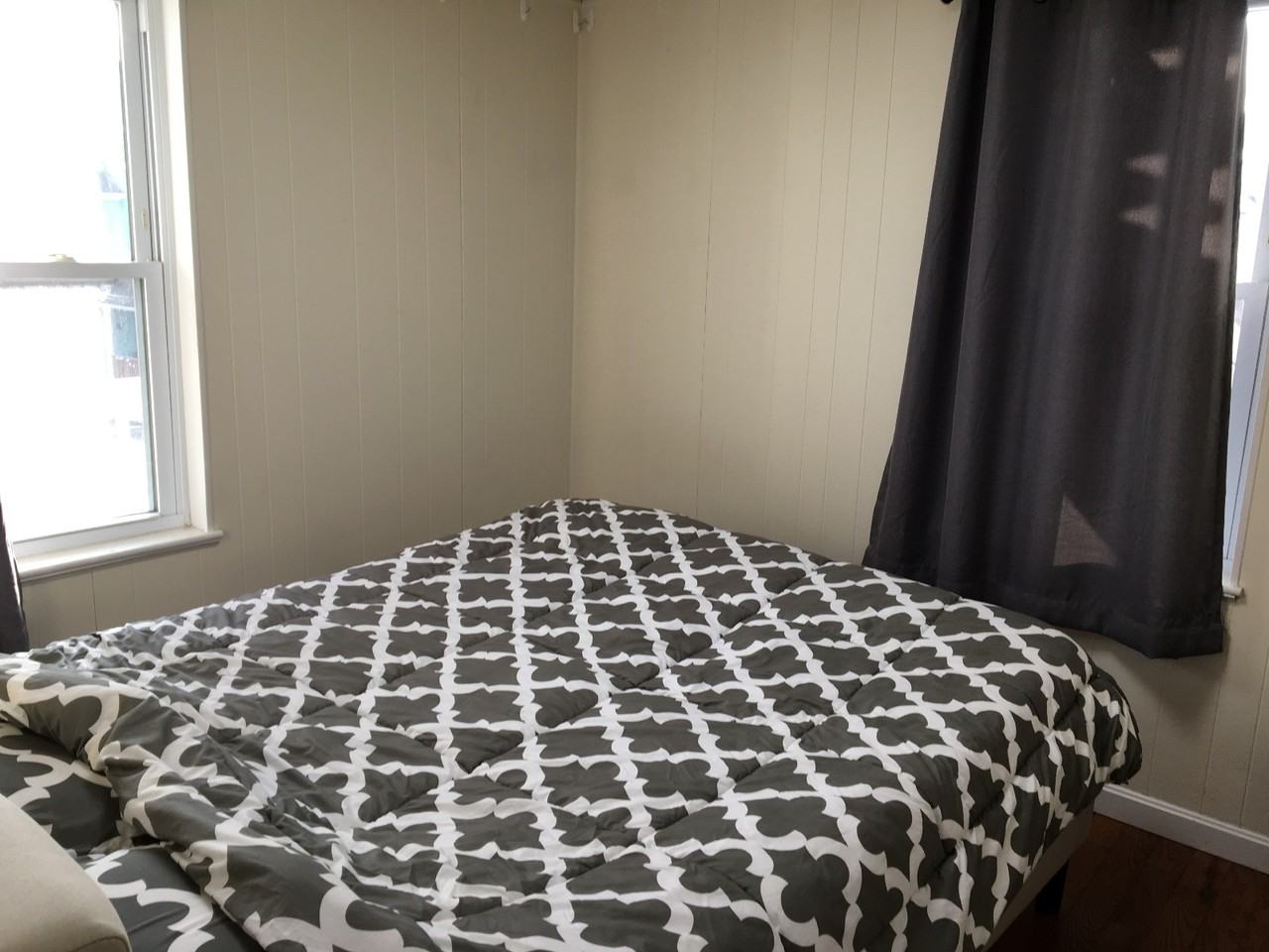 Cedar Street #4 - Photo 2 of 4