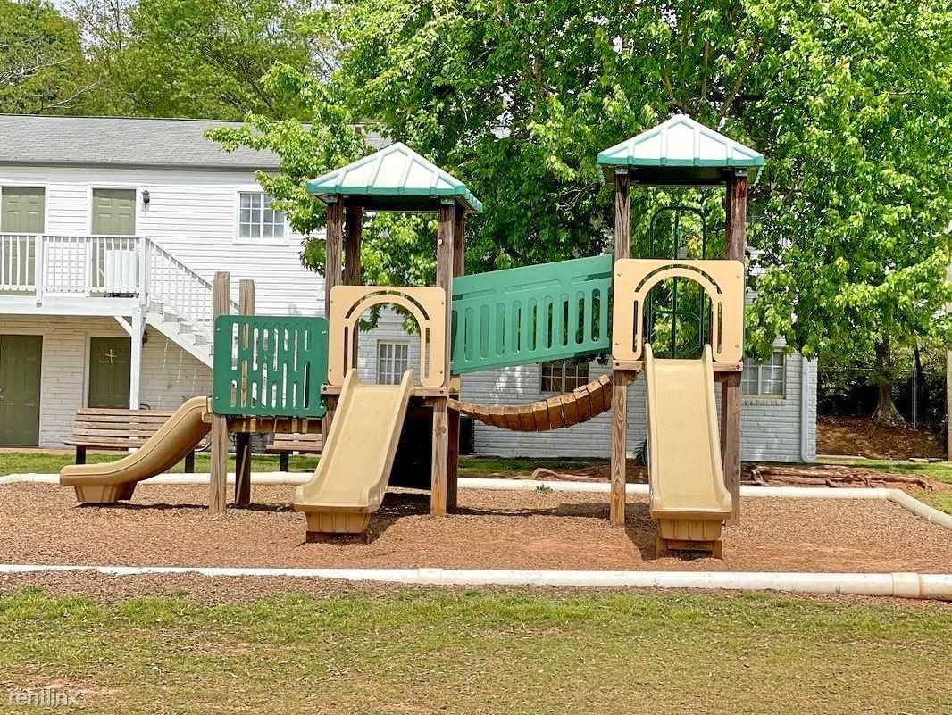 Midwood Village Apartments - Photo 3 of 3