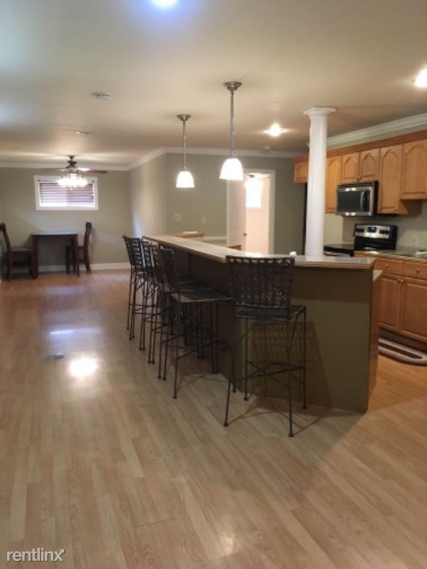 1111 Hewitt Rd - Photo 3 of 9