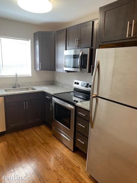 6027 Yosemite Dr - Photo 3 of 8