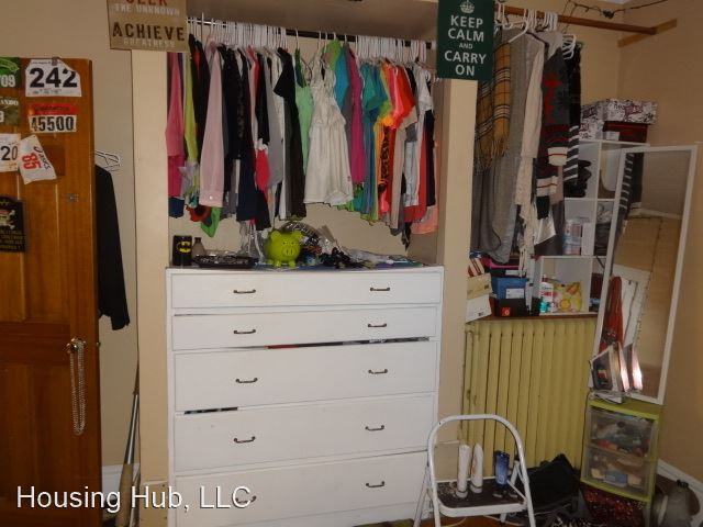 522/524 Smith Ave. South - Photo 2 of 11