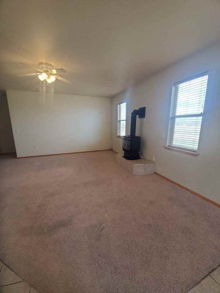 325 W Northshore Dr - Photo 3 of 13