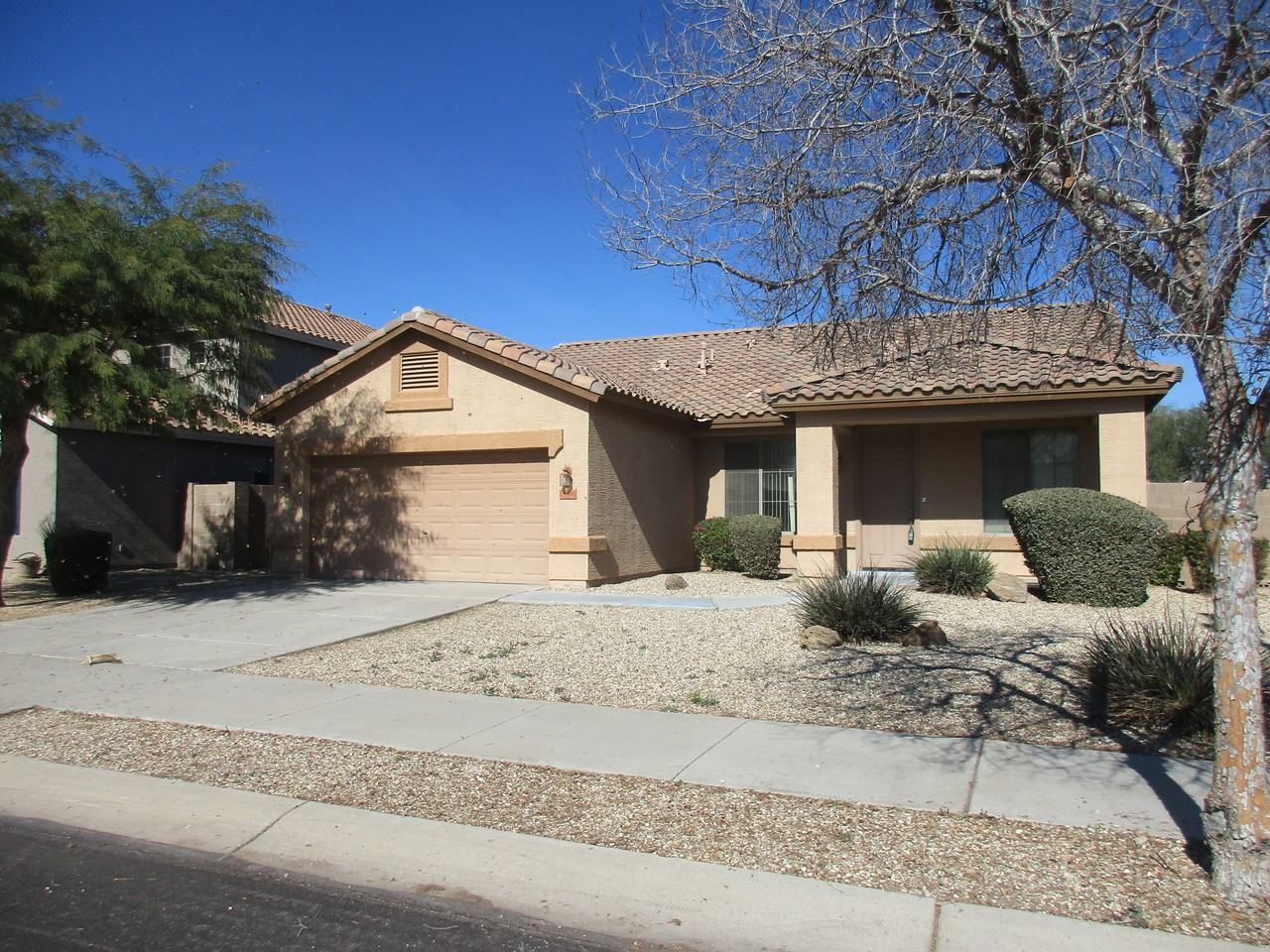 15440 W Jefferson St - Photo 2 of 25