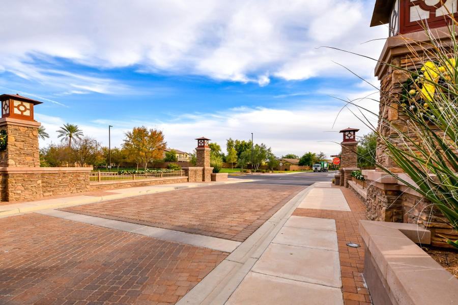 4700 S Fulton Ranch Blvd #41 - Photo 4 of 50