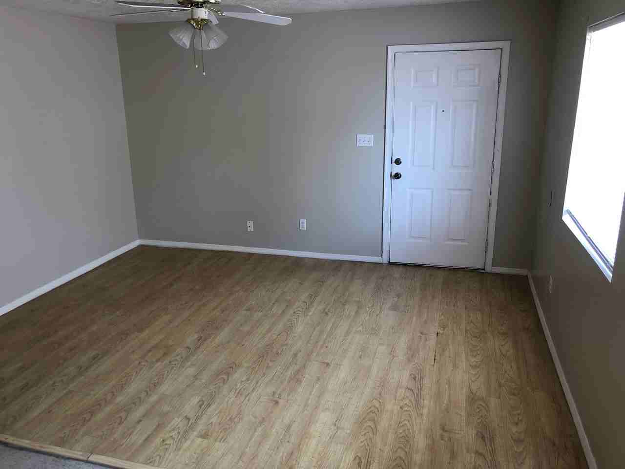 3417 Vail Ave Se - Photo 7 of 21