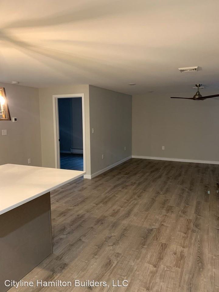 2844 S Pike Ave #1 - Photo 3 of 8