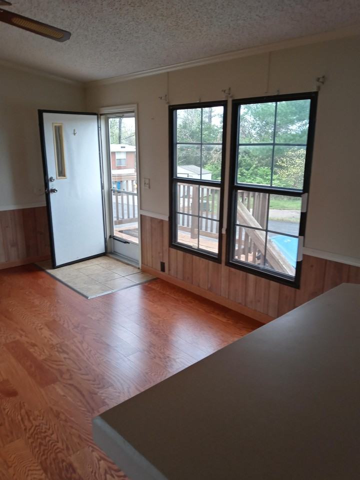 294 Golden Ct #294R - Photo 2 of 18