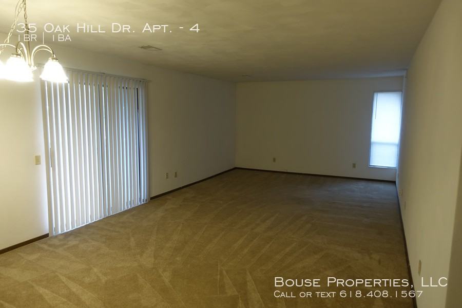 35 Oak Hill Dr #4 - Photo 5 of 6