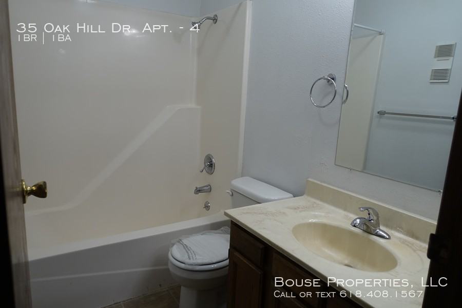 35 Oak Hill Dr #4 - Photo 6 of 6