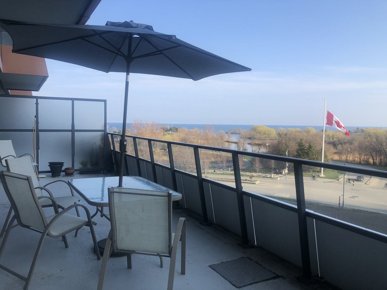 30 Shore Breeze Drive - Photo 2 of 10