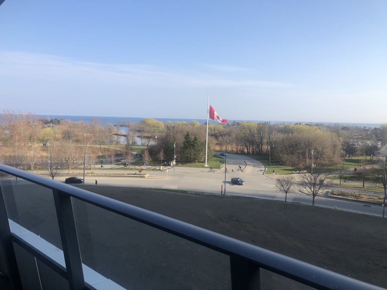 30 Shore Breeze Drive - Photo 3 of 10