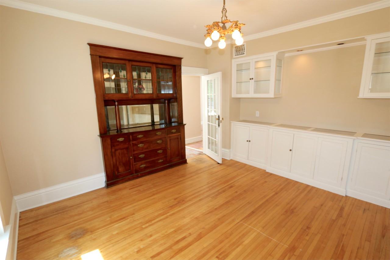 3116 Humboldt Ave S #2 - Photo 3 of 21