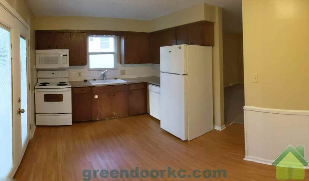 327 S Cardinal Dr #327 - Photo 3 of 8