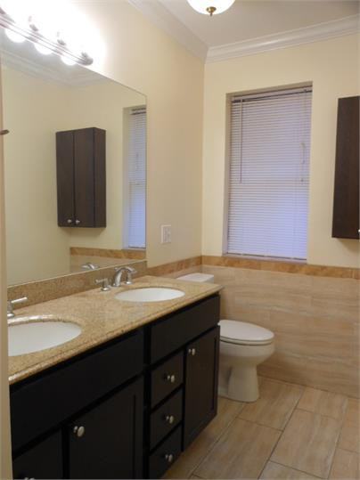 5038 N Kimball AveUnit 3 #5038-3 - Photo 4 of 13