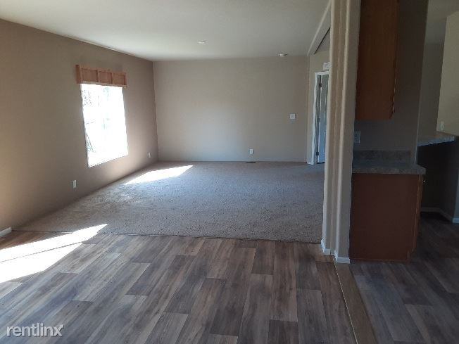 28041 Fern Ridge Rd - Photo 2 of 14