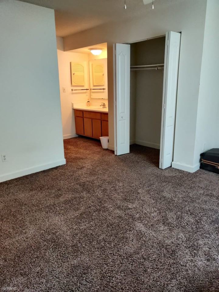 2502 Avent Ferry Rd - Photo 3 of 5