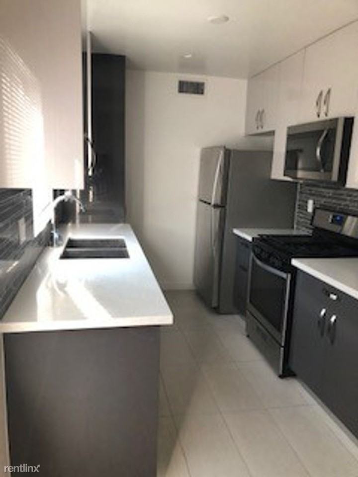 717 Washington Blvd - Photo 2 of 15