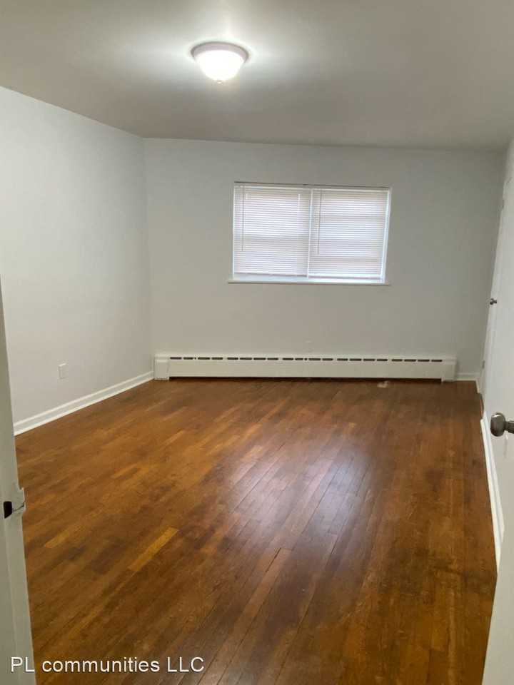27 Church Terrace - Photo 3 of 8