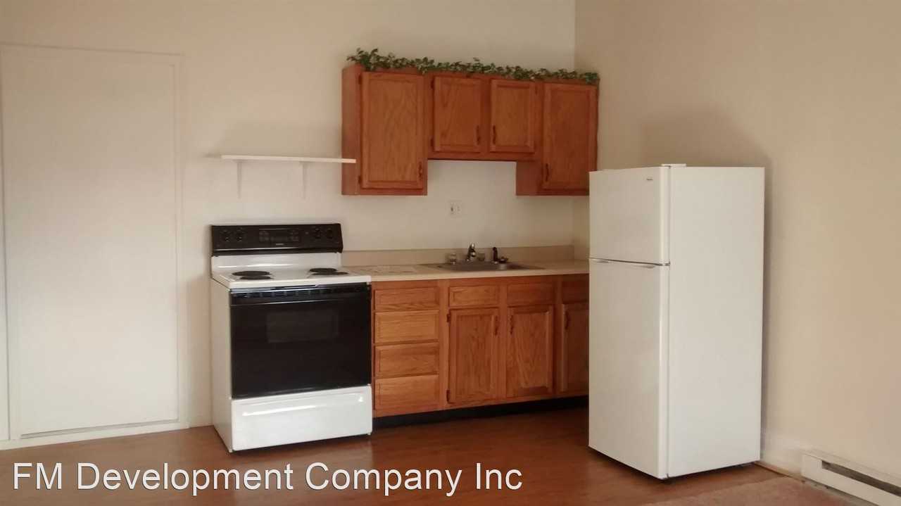 402 E. Vine Street - Photo 2 of 6