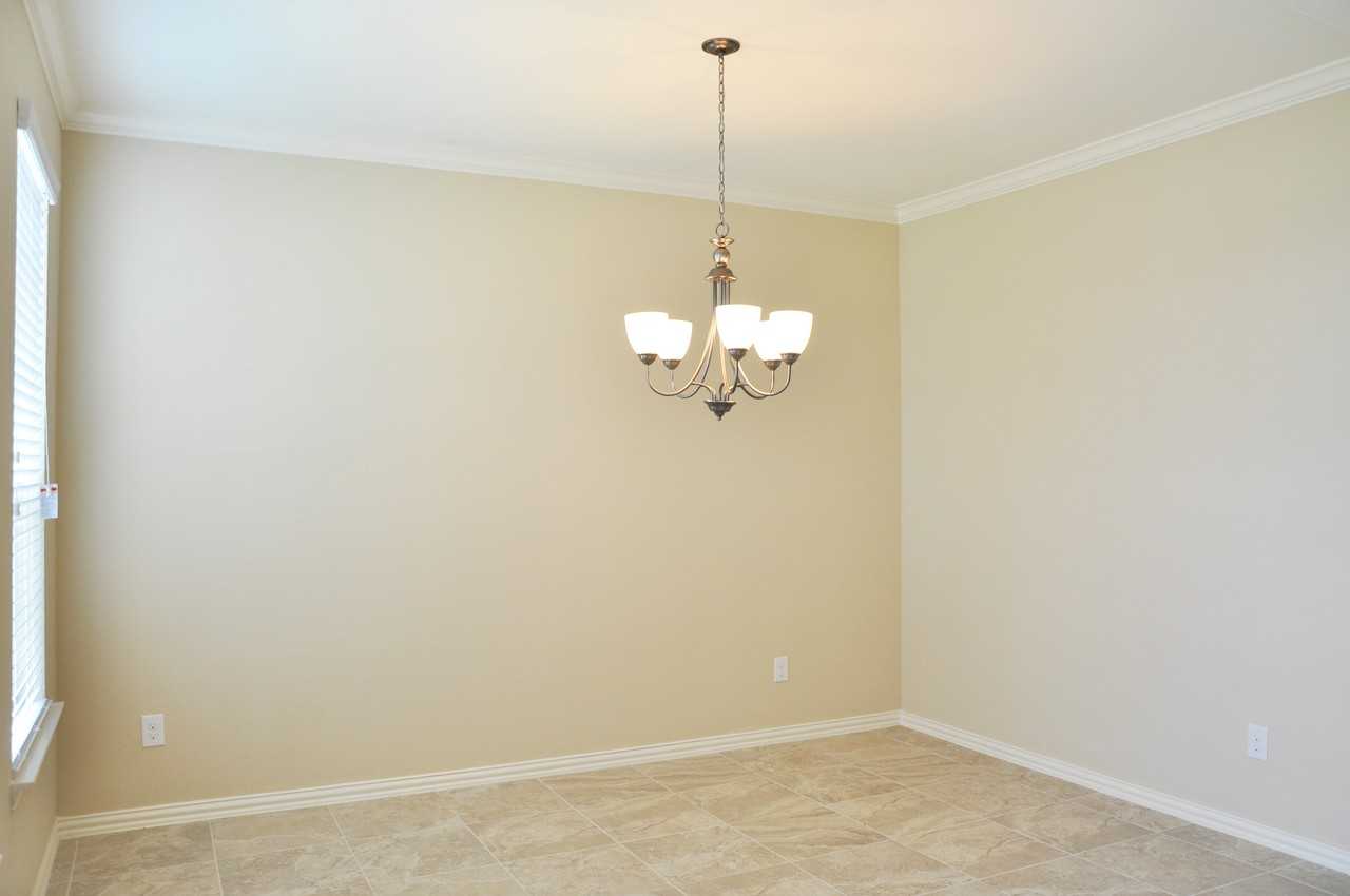 18111 Tall Chestnut St - Photo 7 of 16