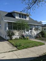 featured image of 319 W 17th St