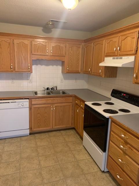 516 S Johnson Dr - Photo 2 of 8