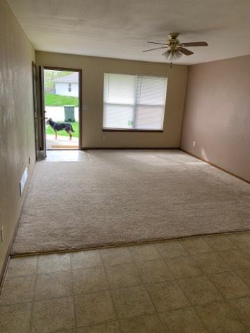 516 S Johnson Dr - Photo 4 of 8