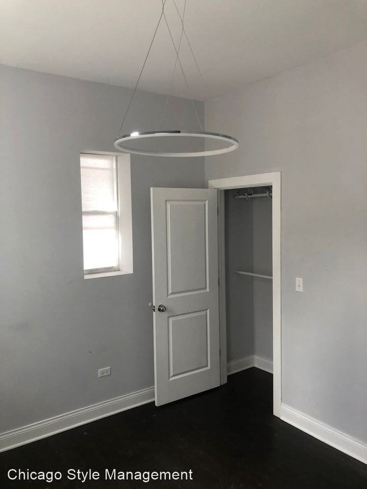 4516 S. King Drive - Photo 2 of 11